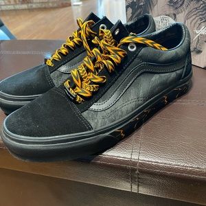 Men’s vans year of the tiger